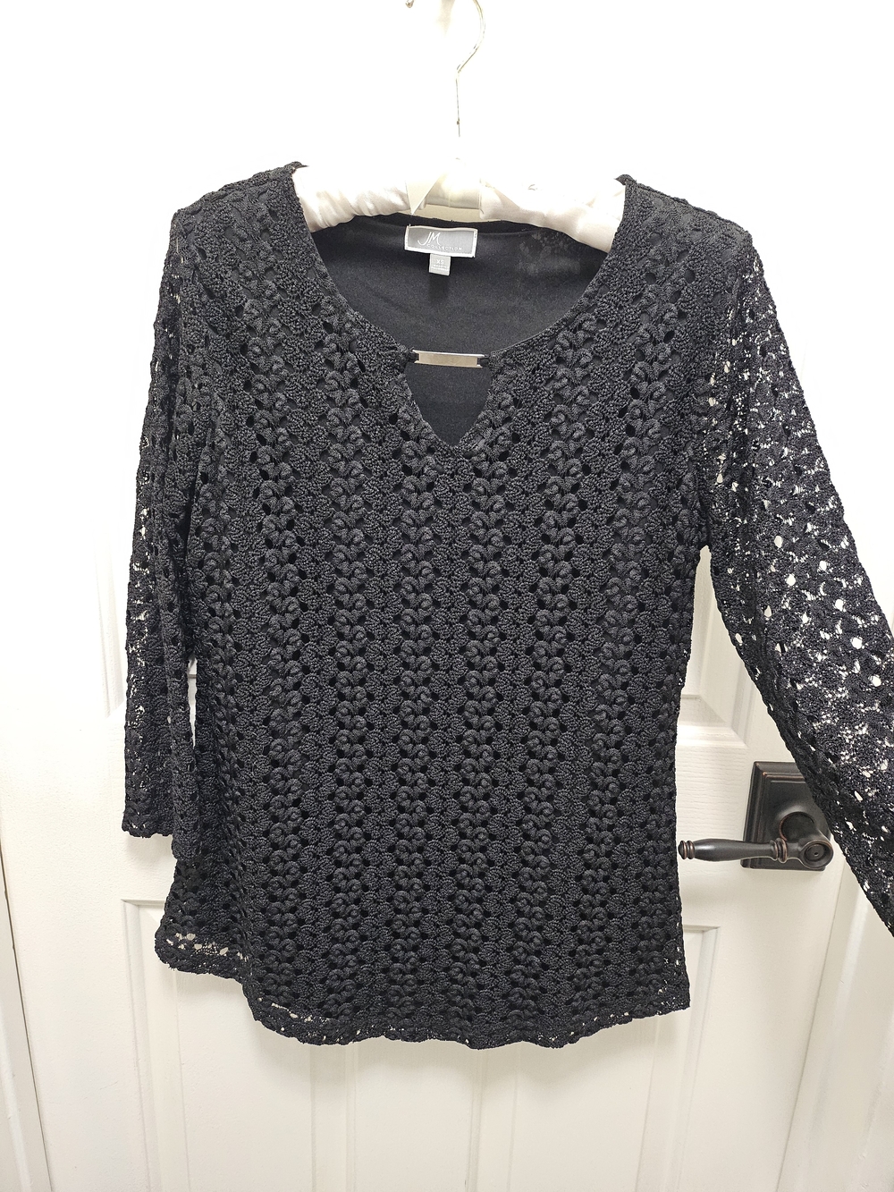JM Collection Black Crochet V-Neck Blouse Size XS.
